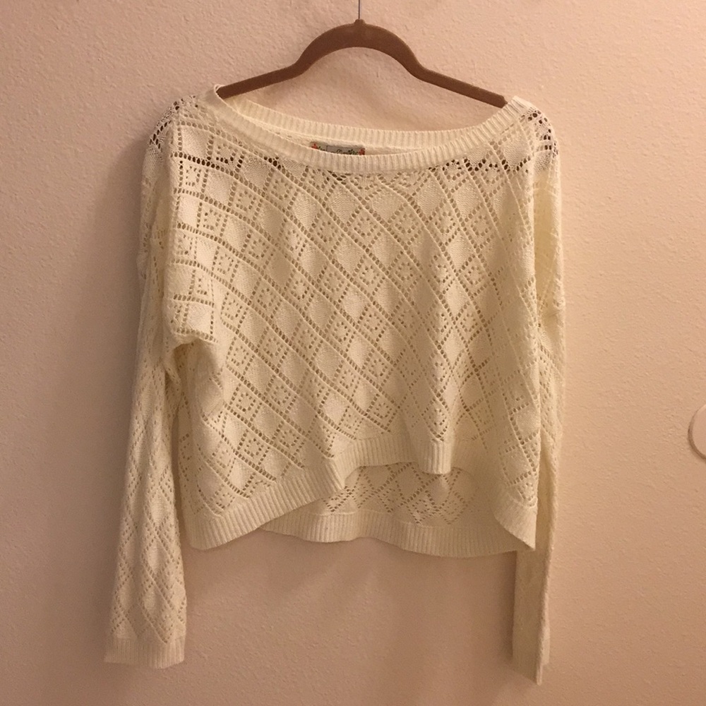 Egg shell knitted sweater.